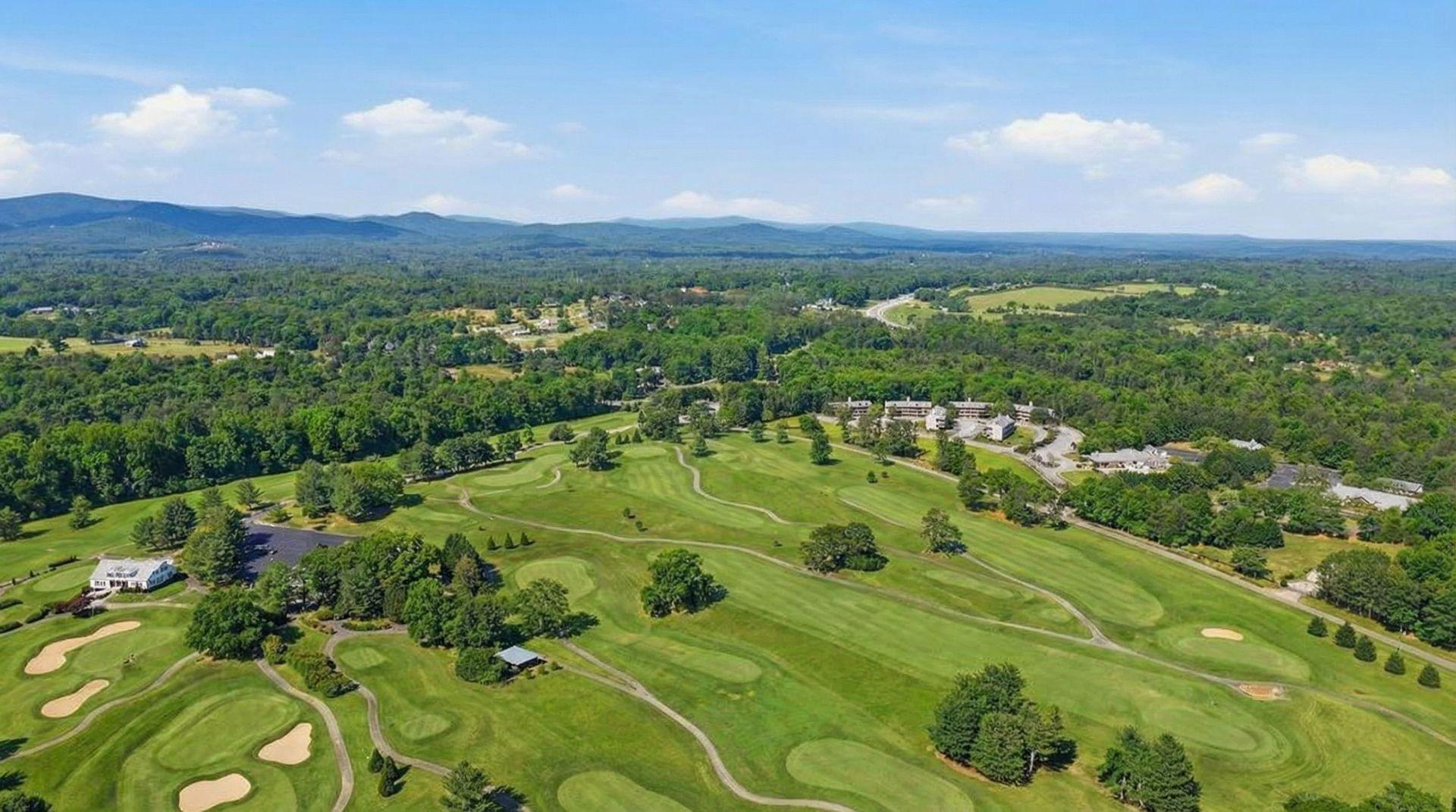 Full resort property establishing shot at Apple Mountain